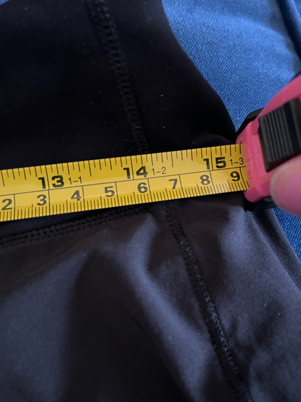 Lululemon shorts - Picture 6 of 7